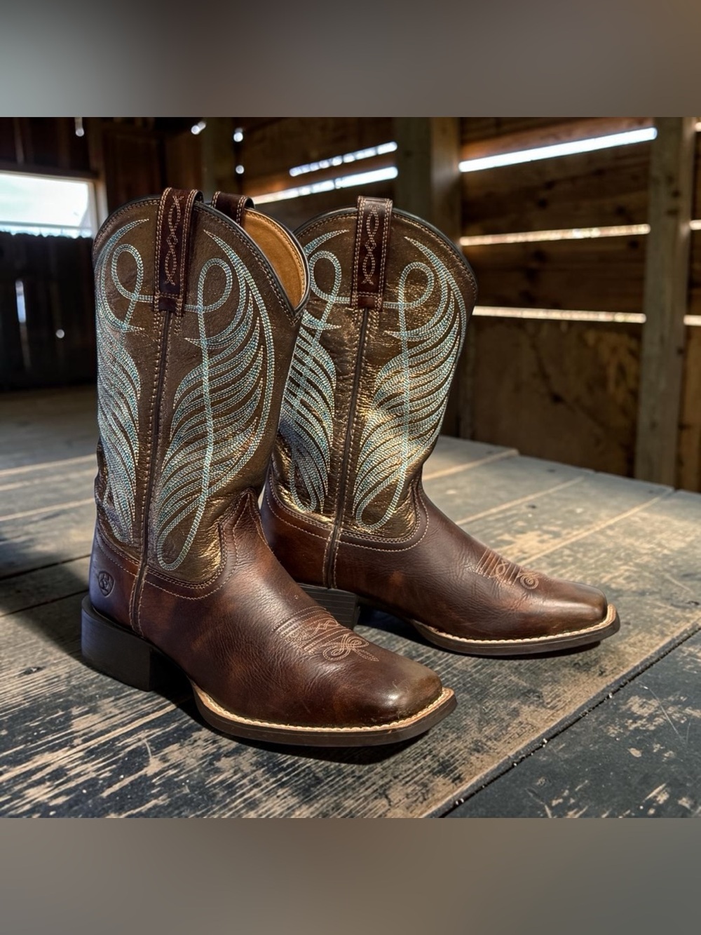 ARIAT WOMEN'S ROUND UP WESTERN BOOTS - BROAD SQUARE TOE SIZE 7
